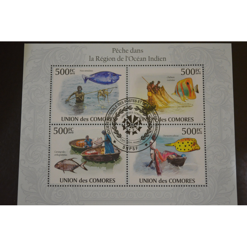 Комори. Марки. Фауна. Блок. 2009 рік (В-5)
