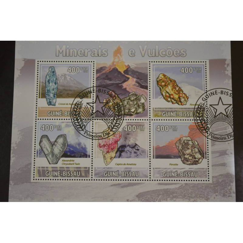 Гвінея - Бісау. Марки. Історія. Особистості. Блок. 2009 рік (В-5)
