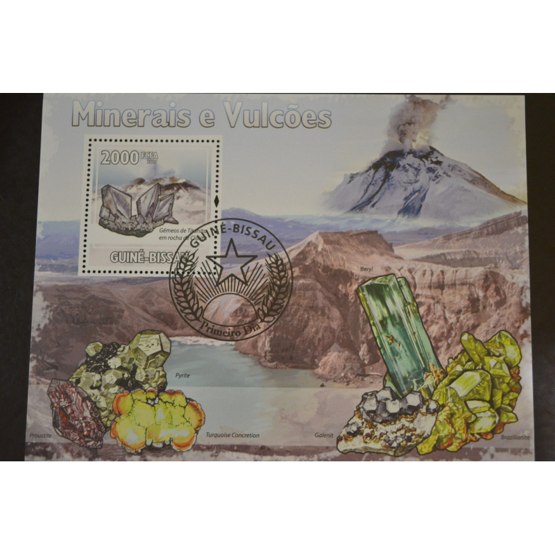 Гвінея - Бісау. Марки. Історія. Особистості. Блок. 2009 рік (В-5) Гвінея - Бісау. Марки. Історія. Особистості. Блок. 2009 рік (В-5)