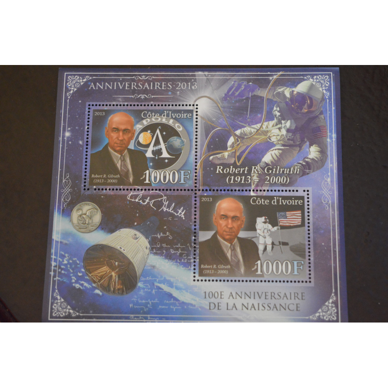 Кот-д“Івуар. История. Личности. Блок. 2015 рік (В-8) Кот-д“Івуар. История. Личности. Блок. 2015 рік (В-8)