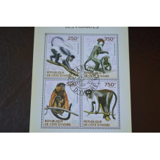 Кот-д“Івуар. История. Фауна. Блок. 2004 рік (Б-4)