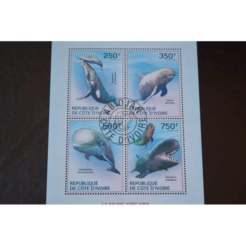 Кот-д“Івуар. История. Фауна. Блок. 2004 рік (Б-4) Кот-д“Івуар. История. Фауна. Блок. 2004 рік (Б-4)