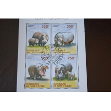 Кот-д“Івуар. История. Фауна. Блок. 2004 рік (Б-4)