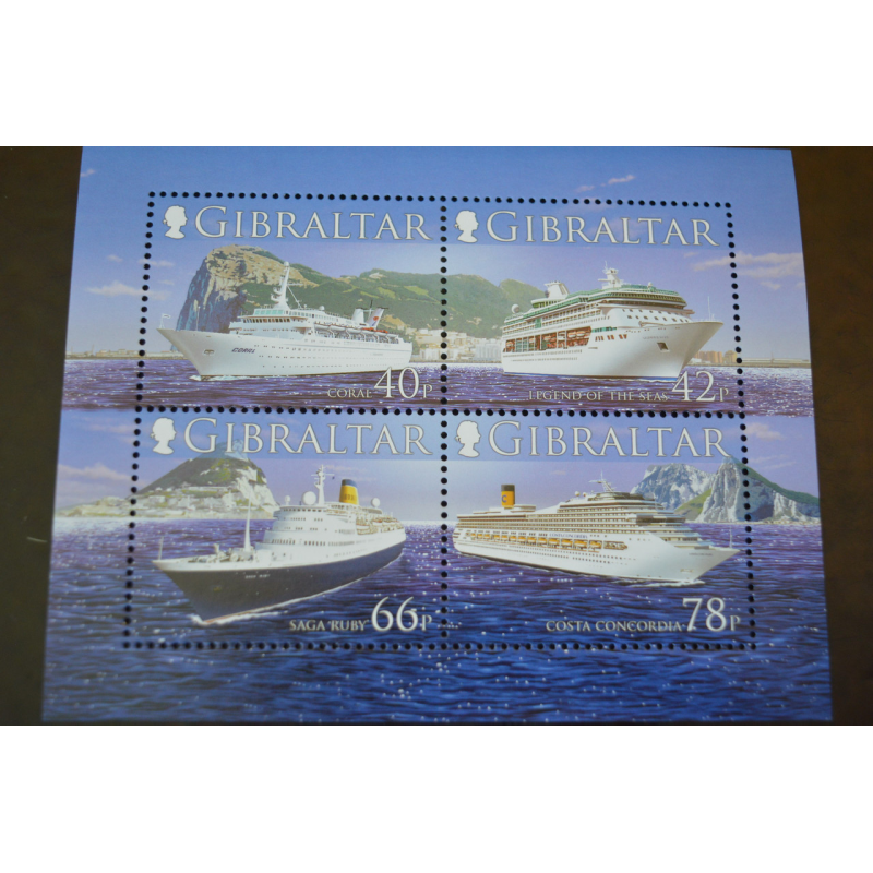 Гибралтар. Марки. Транспорт. Блок.  2013 рік (А-22)