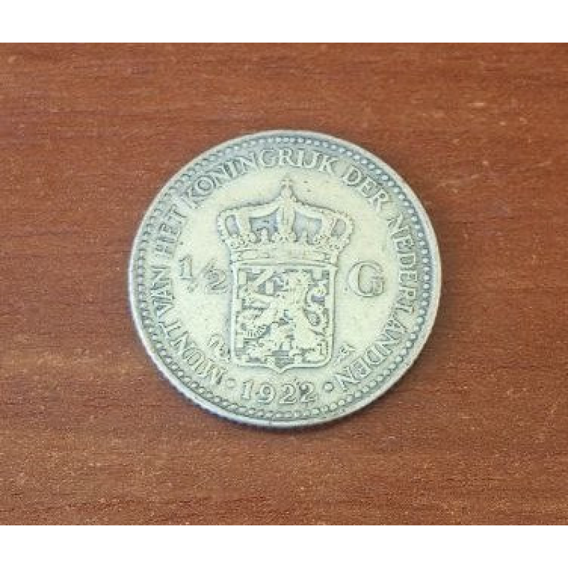 Нідерланди 1/2 Гульдена 1922 рік Срібло 4-я Королева Афінина Нідерланди 1/2 Гульдена 1922 рік Срібло 4-я Королева Афінина