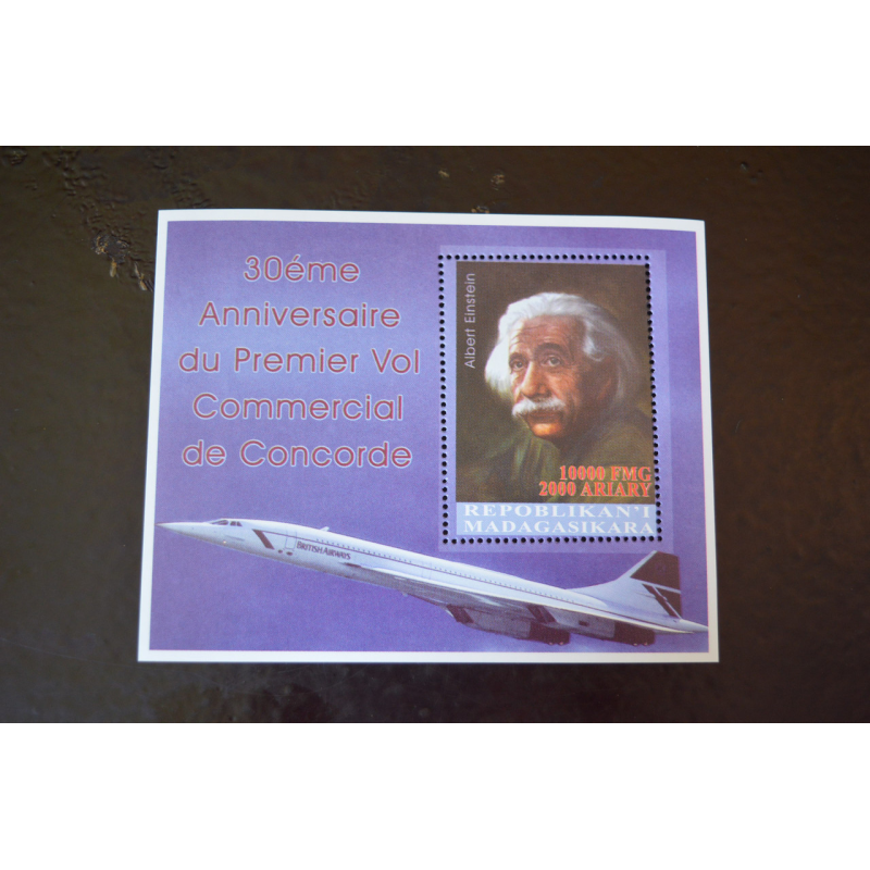 Марки. Транспорт. Блок. 2015 рік (А-33) Марки. Транспорт. Блок. 2015 рік (А-33)