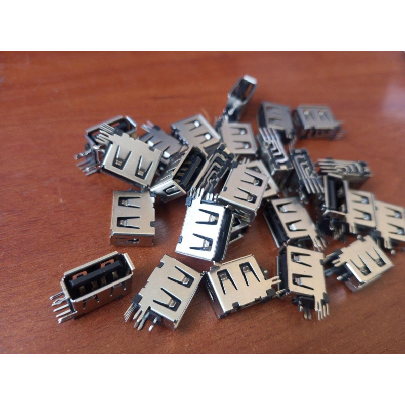 Гніздо USB тип A монтажне, кутове коротке Гніздо USB тип A монтажне, кутове коротке