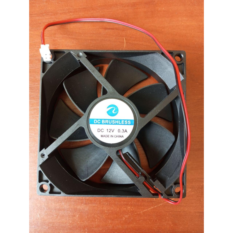 Кулер корпусной Merlion 8025 DC sleeve fan 2pin - 80*80*25мм, 1500об/мин Кулер корпусной Merlion 8025 DC sleeve fan 2pin - 80*80*25мм, 1500об/мин