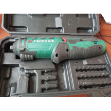 Професійна акумуляторна викрутка, шурупокрут Parkside PSSA 4 B2 (4 V, 1500 mAh,10 Nm, Німеччина) уцінка