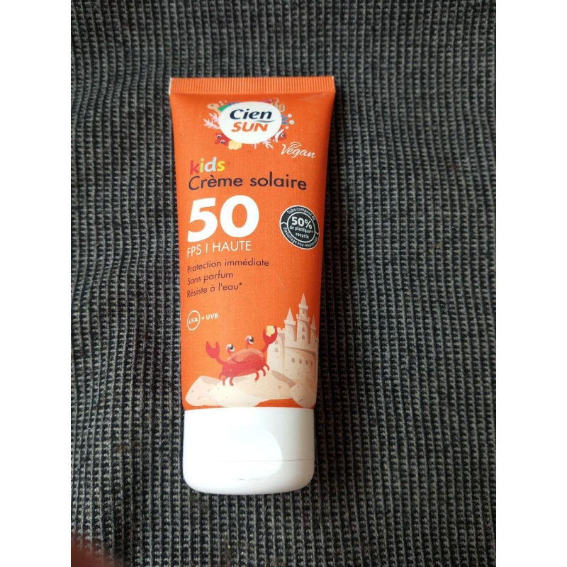Сонцезахисний крем Cien Sun Spray Solaire SPF 50, 100 мл Сонцезахисний крем Cien Sun Spray Solaire SPF 50, 100 мл