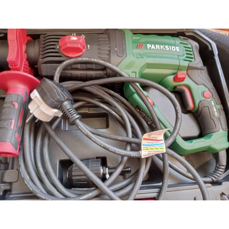 Перфоратор PARKSIDE PBH 1050 C3 з Німеччини (б/у) Перфоратор PARKSIDE PBH 1050 C3 з Німеччини (б/у)