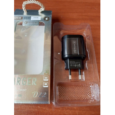 Мережевий зарядний пристрій на 3 гнізда USB, QuickCharge 3.0, 5V~3.5A(max), чорне
