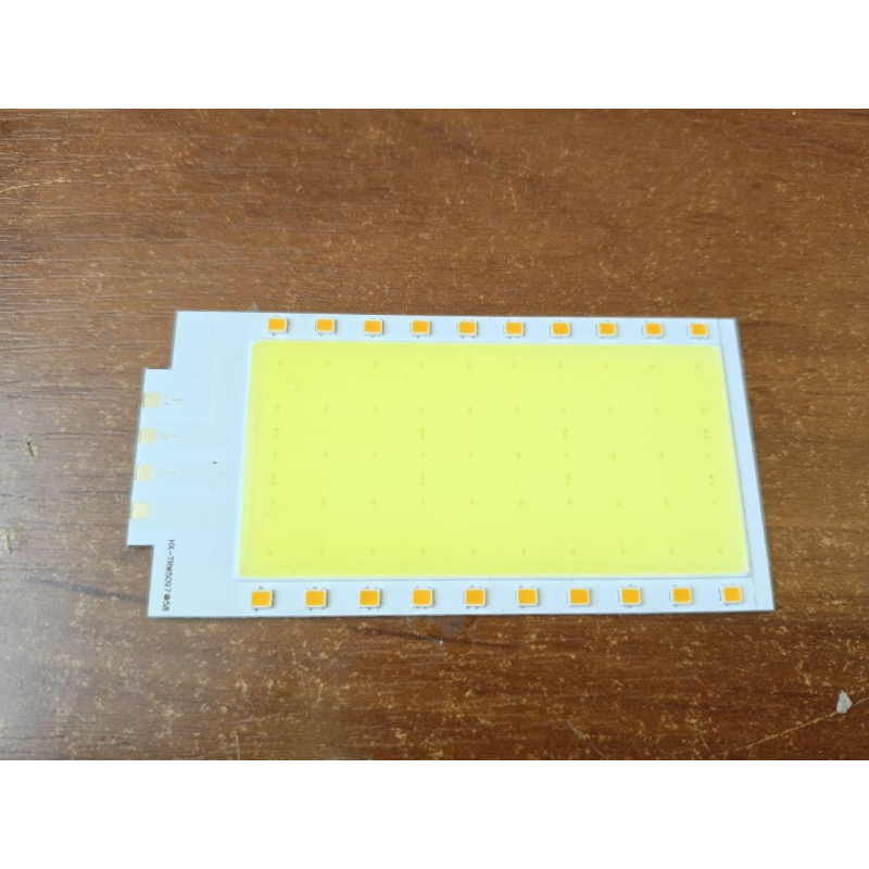 COB-світова панель — 3.2 V, 6500 K (100*50 мм)Високояскравий 3-колірний COB LED модуль, білий/червоний/жовтогаряче світло, 3.2V COB-світова панель — 3.2 V, 6500 K (100*50 мм)Високояскравий 3-колірний COB LED модуль, білий/червоний/жовтогаряче світло, 3.2V