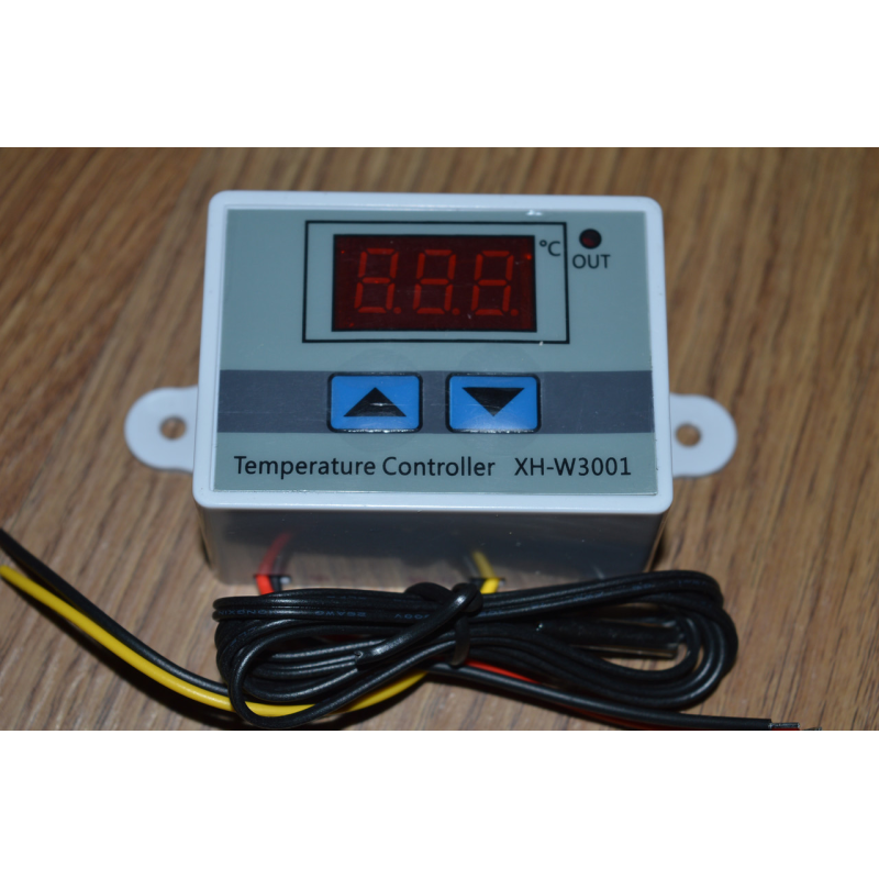 Терморегулятор XH-W3001 цифровий контролер температури (220V1500W)