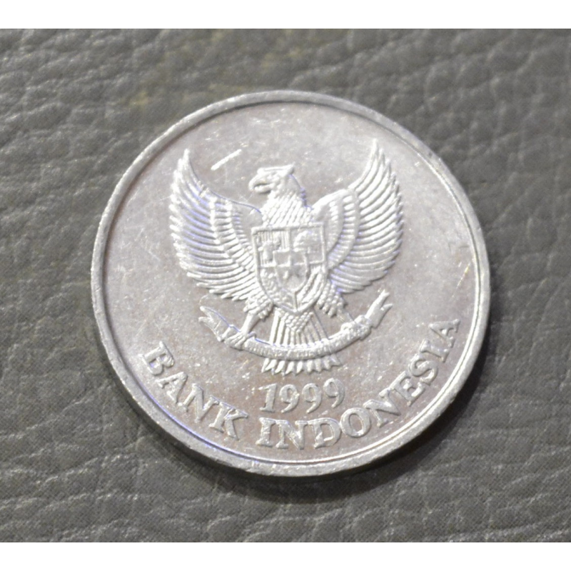 Індонезія 100 рупій 1999 рік (БЖ) Індонезія 100 рупій 1999 рік (БЖ)
