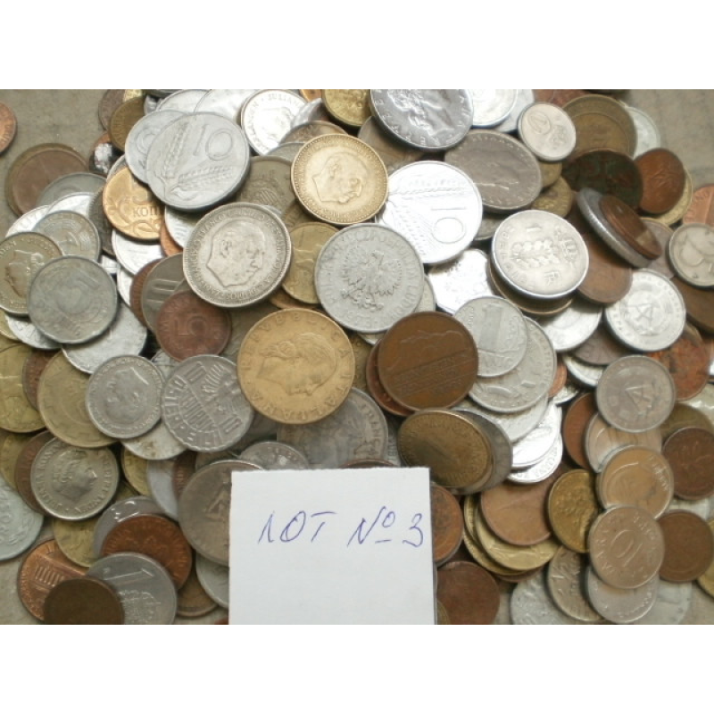 Гора іноземних монет! 500 шт. без Росії (Лот 3)