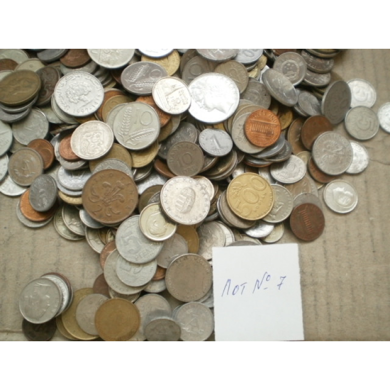Гора іноземних монет! 500 шт. без Росії (Лот 7)