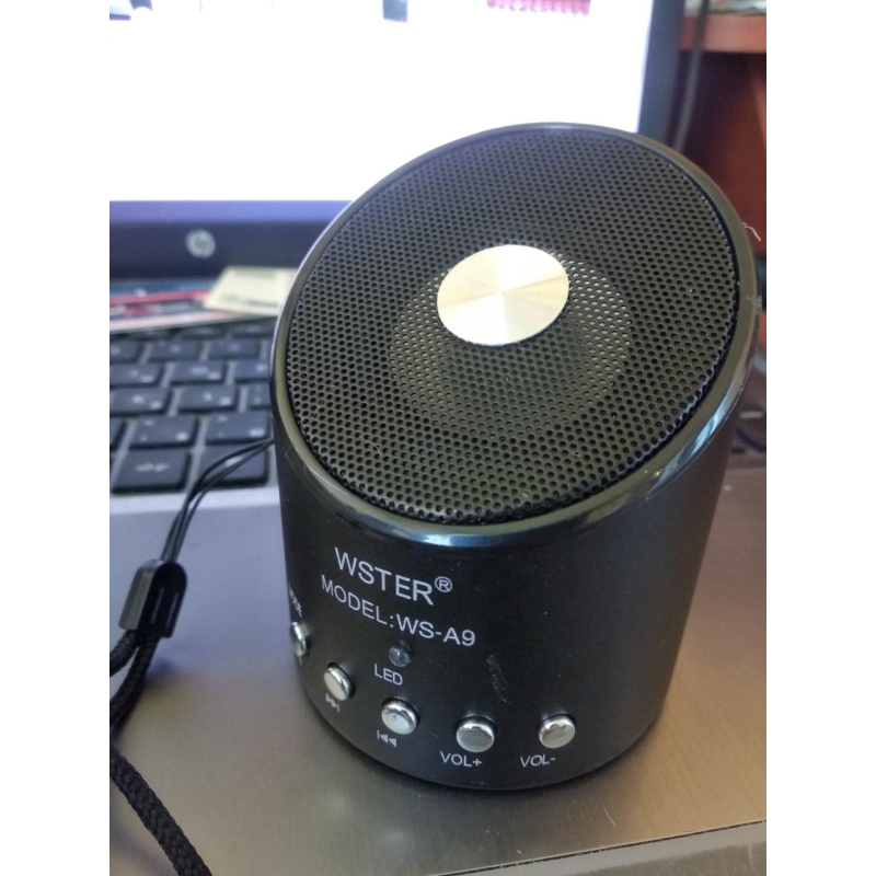 Бездротової Bluetooth-динамік Musik 09U Black, mini-USB, 3W, 520mAh, дистанція-10m, Corton BOX Бездротової Bluetooth-динамік Musik 09U Black, mini-USB, 3W, 520mAh, дистанція-10m, Corton BOX
