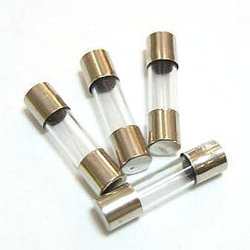 Запобіжник (6 x 30 mm) скло 4A Daier
