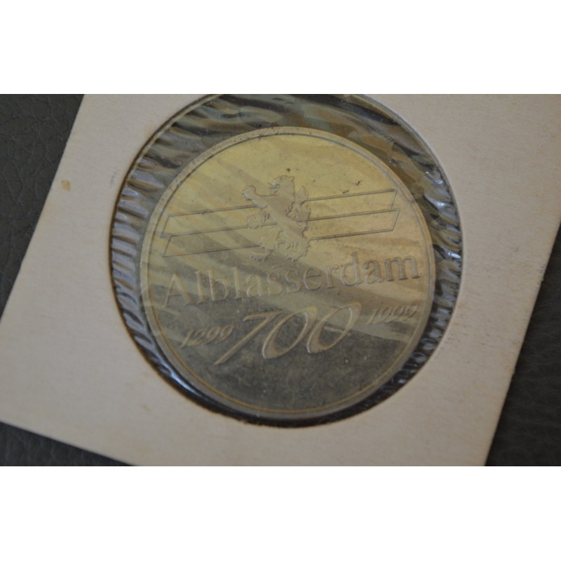 Нідерланди, банківський ювілейний токен, 1999р. холдер.