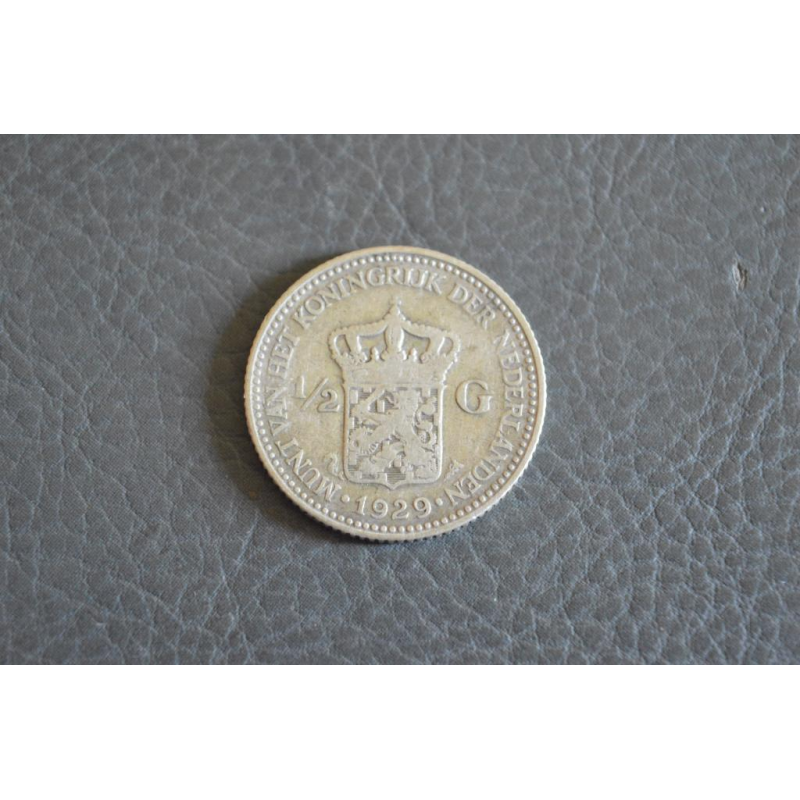 Нідерланди 1/2 гульдена 1929 срібло Нідерланди 1/2 гульдена 1929 срібло